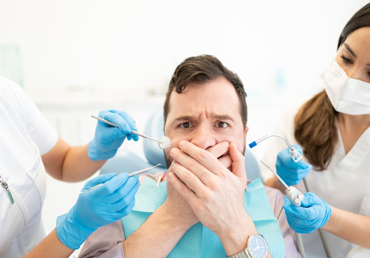 Angst vorm Zahnarzt: 10 effektive Tipps zur Überwindung