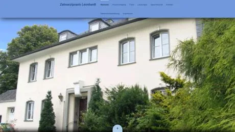 Katharina Leonhardt Zahnärztin